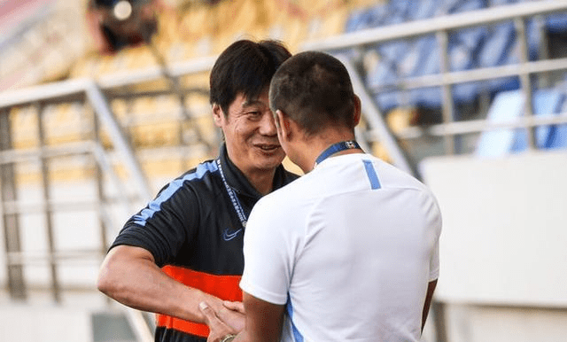 
鲁能创净角逐时间新高 李霄鹏布阵越发成熟 但喊夺冠还为时过早_开云电竞app下载安装(图2)