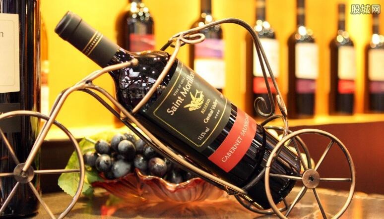 耐克全新限量鞋 贵到令人恐惧|开云电竞app下载安装(图2) 开云电竞