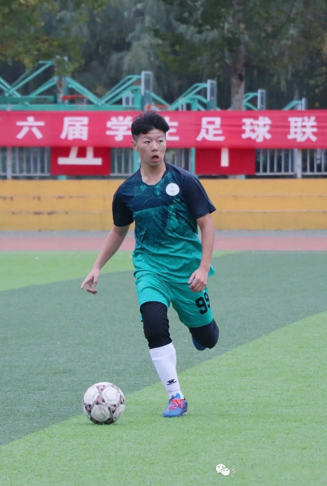 ‘开云电竞官网’
针推男足 球场精英(图13)